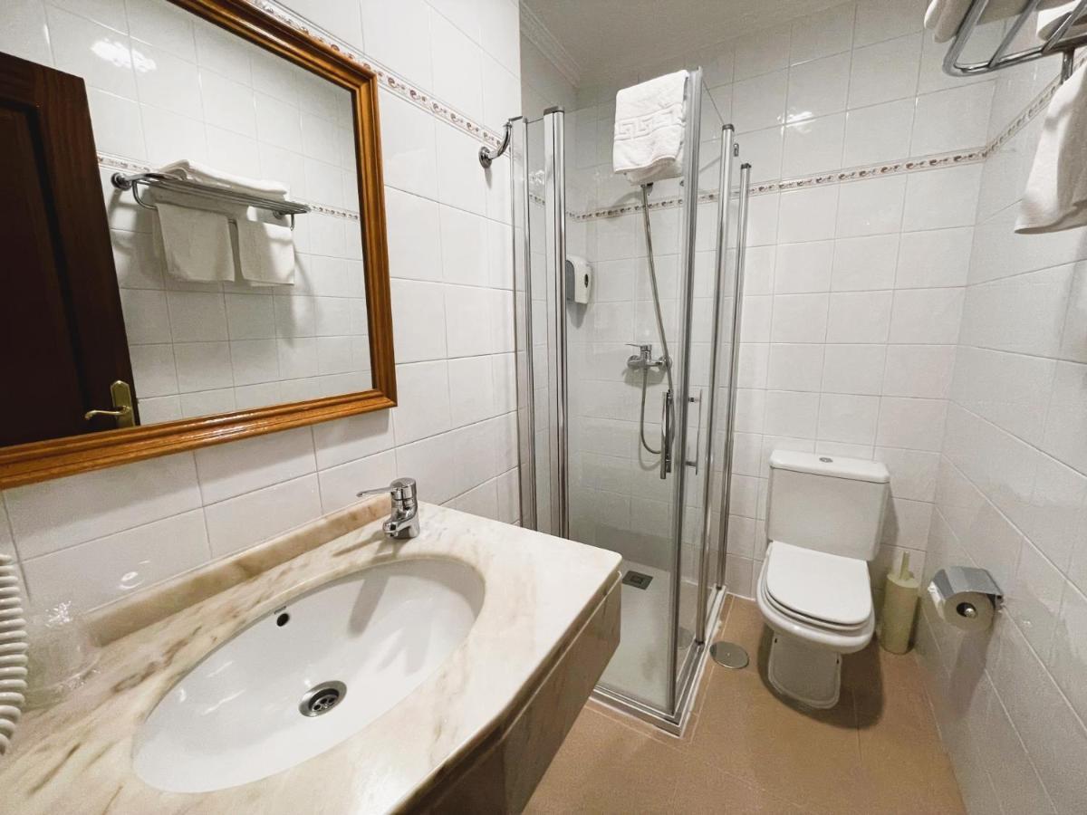 Hotel O Cruceiro 卡尔达斯·德·雷斯 外观 照片