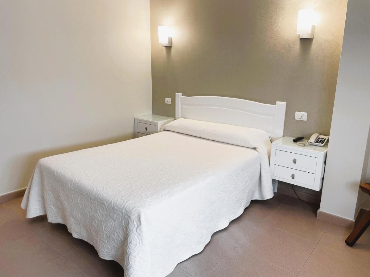 Hotel O Cruceiro 卡尔达斯·德·雷斯 外观 照片