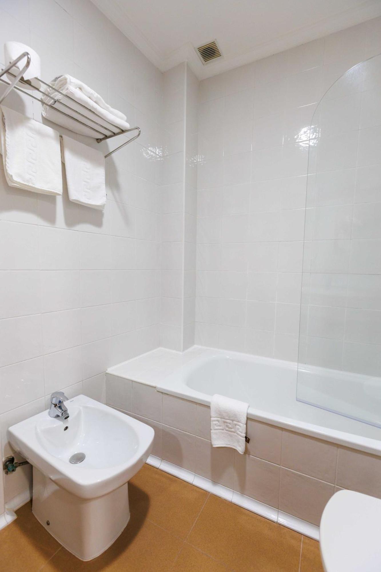 Hotel O Cruceiro 卡尔达斯·德·雷斯 外观 照片