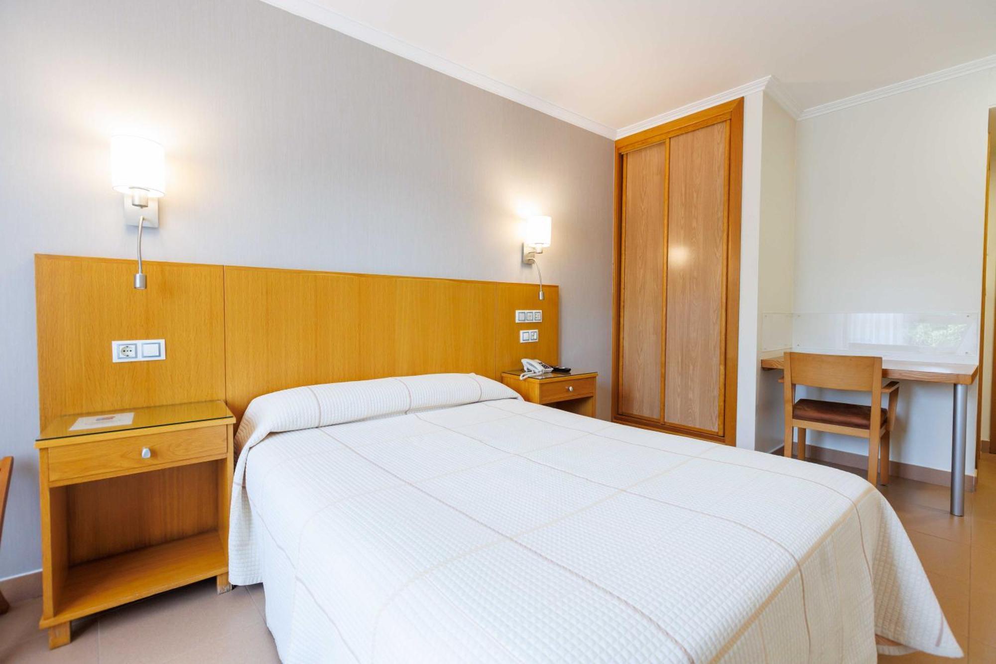 Hotel O Cruceiro 卡尔达斯·德·雷斯 外观 照片