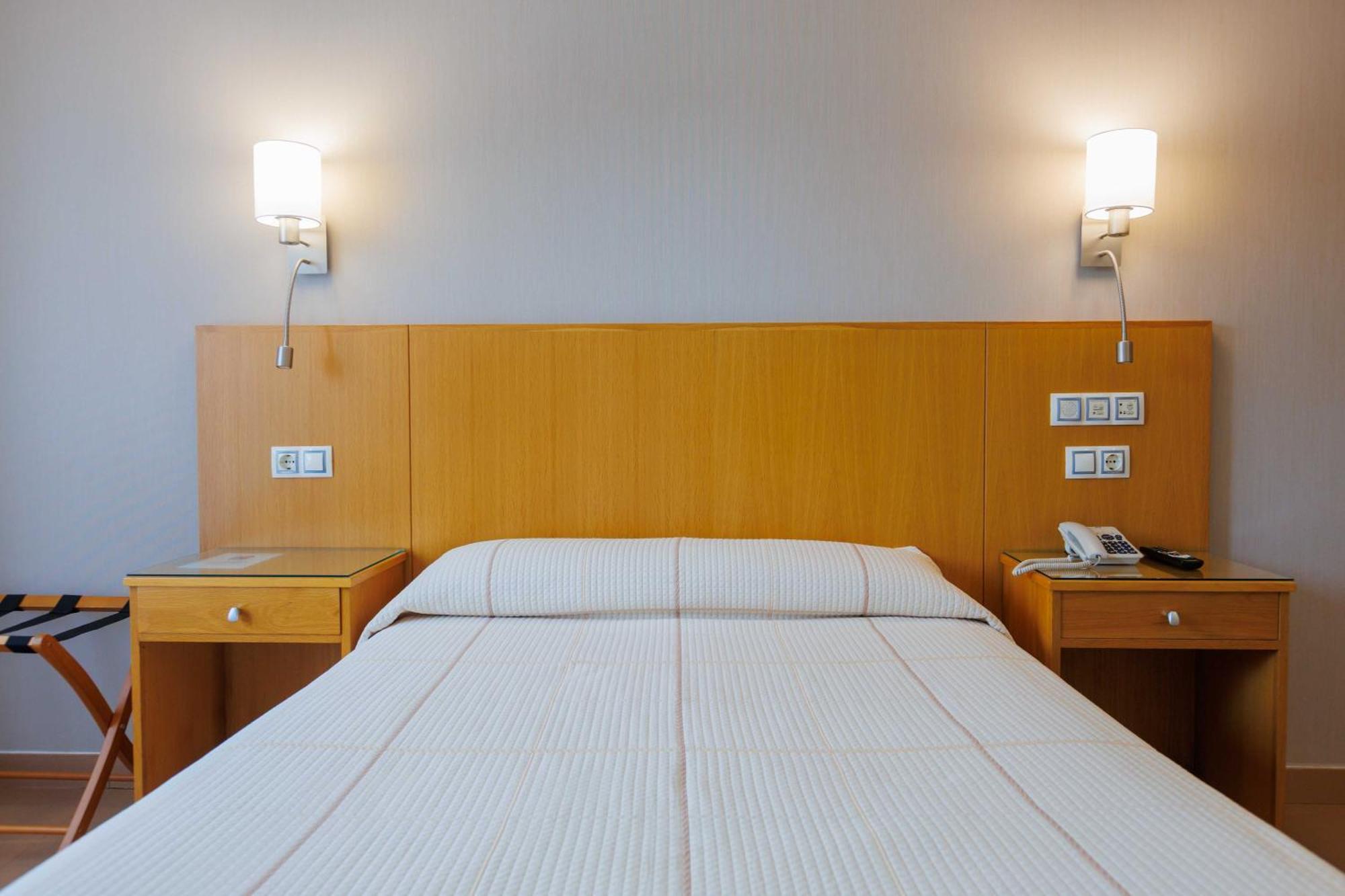 Hotel O Cruceiro 卡尔达斯·德·雷斯 外观 照片