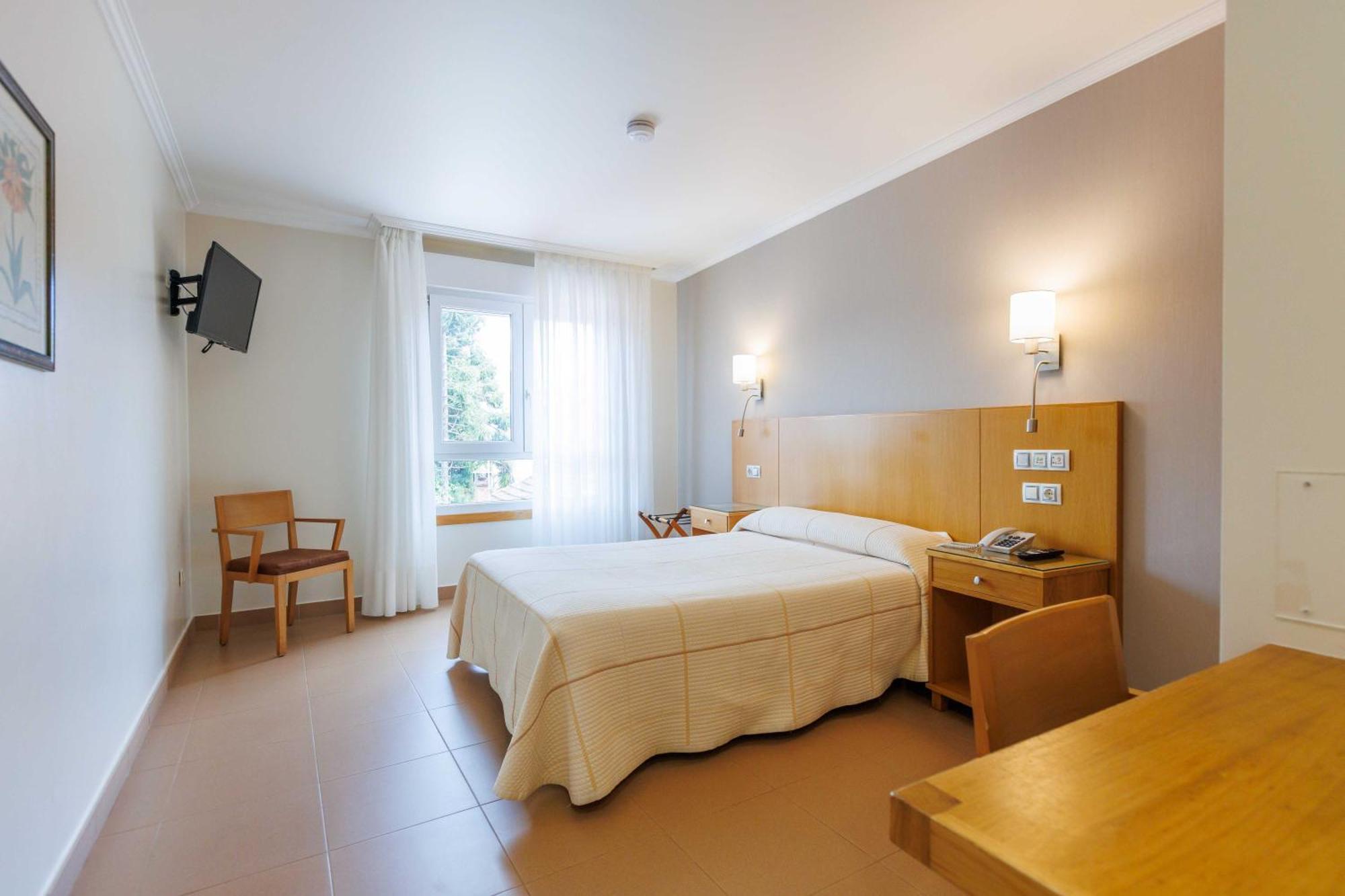 Hotel O Cruceiro 卡尔达斯·德·雷斯 外观 照片