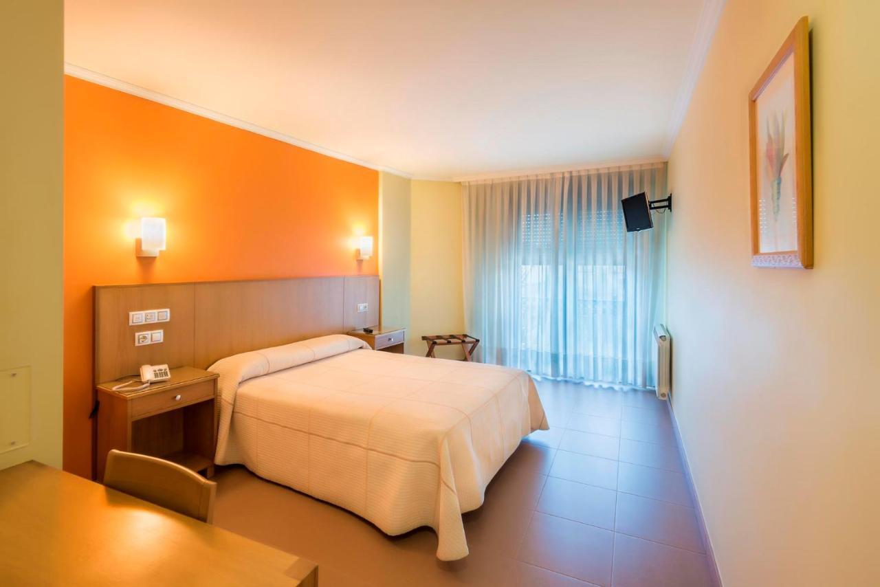 Hotel O Cruceiro 卡尔达斯·德·雷斯 外观 照片